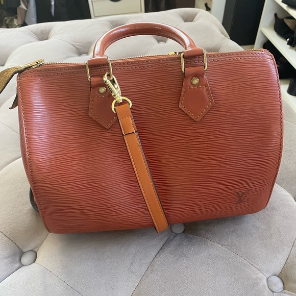 ⛔️SOLD⛔️LOUIS VUITTON Epi speedy  25 Kenyan Fawn - Picture 7 of 13